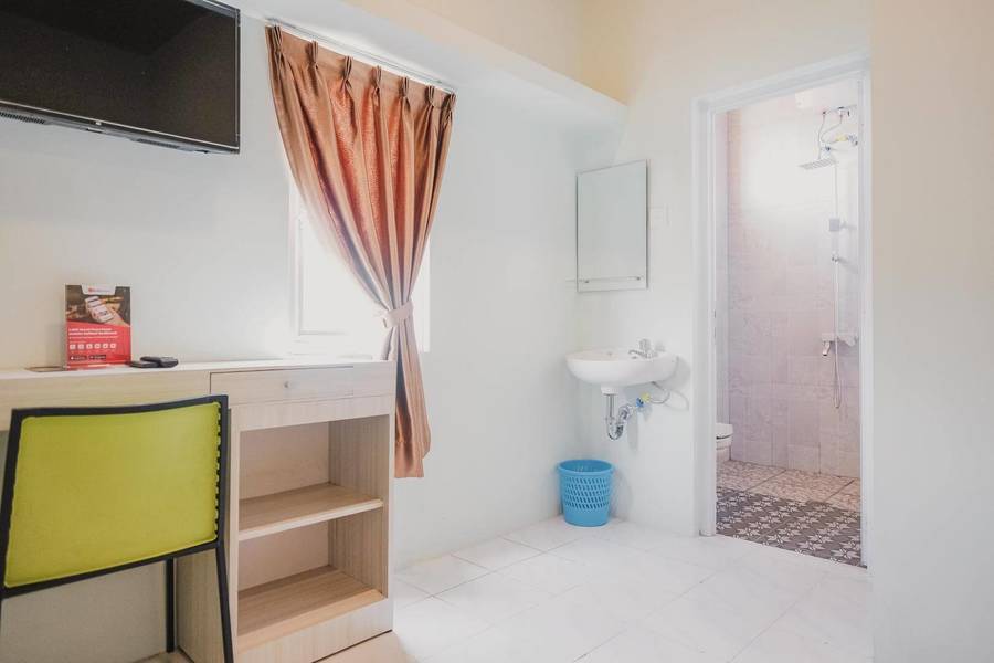 Бандар-Лампунг: RedDoorz @ Jalan Pangeran Antasari Lampung 2