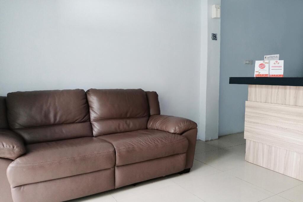 Палу: OYO 3175 Rich Homestay