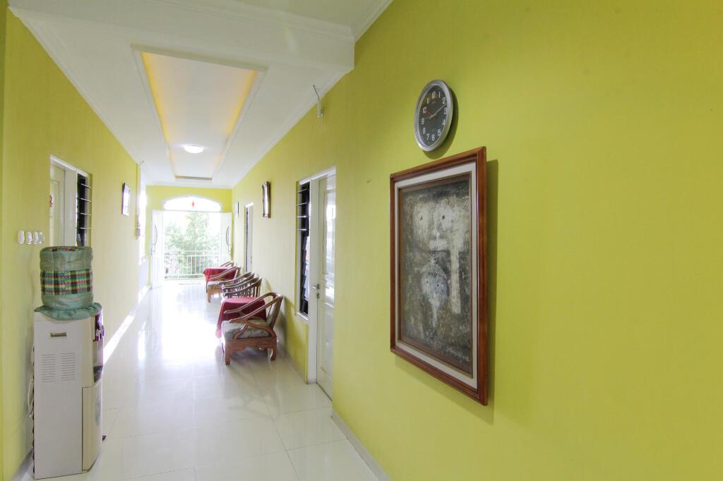 Депок: Cornel Homestay