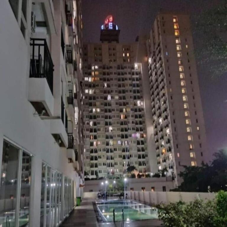 Депок: Margonda Residence 4 and 5 By Rent Room