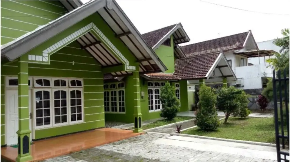 Бату: Villa Darsono