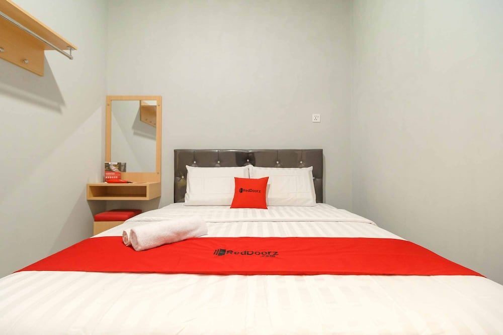 Петумбак: RedDoorz @ Helvetia Medan 2