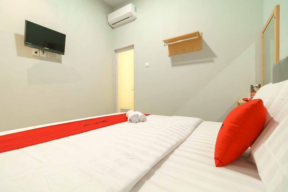 Петумбак: RedDoorz @ Helvetia Medan 2