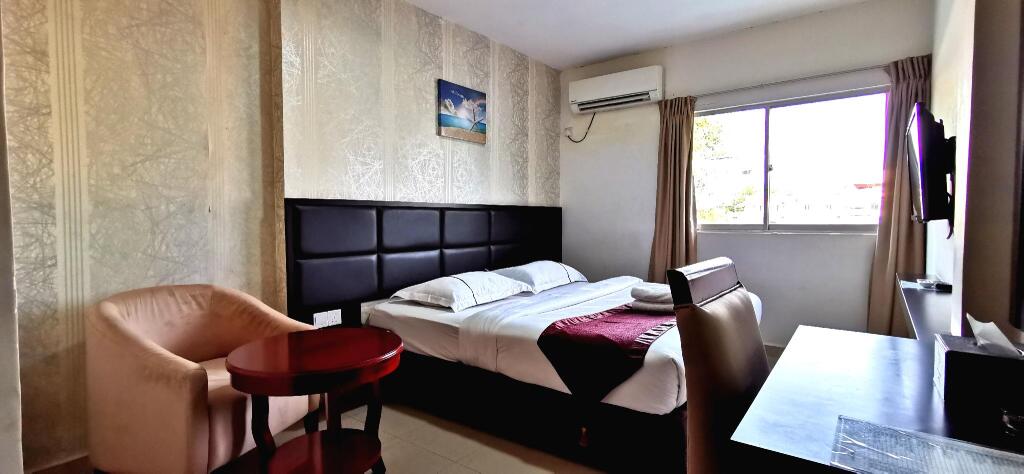 Телук Эйр: Hotel Holiday Karimun