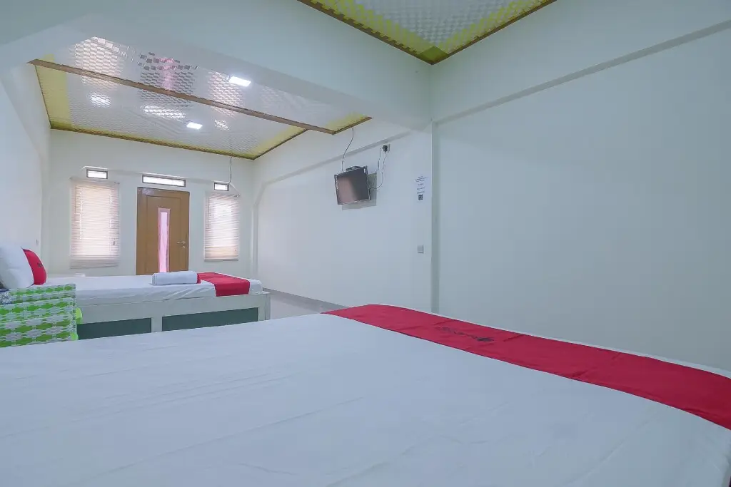 Ванаяса: RedDoorz Resort Syariah @ Batu Apung Purwakarta