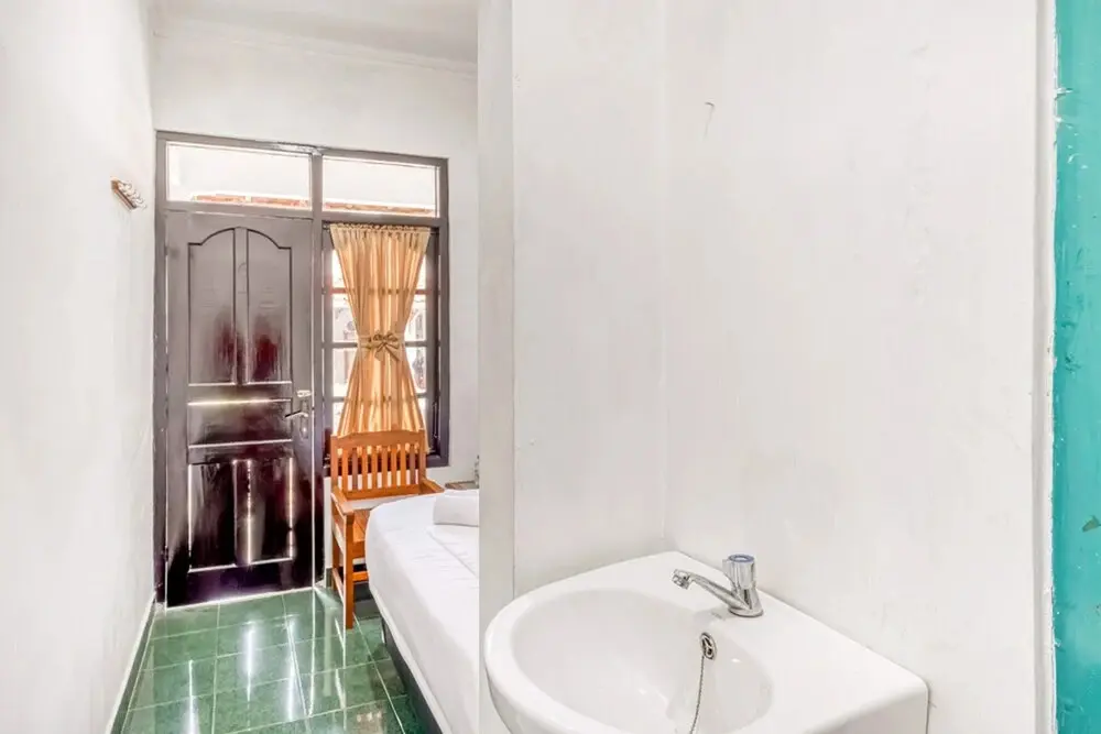 Парангтритис: RedDoorz near Wisata Pantai Parangtritis