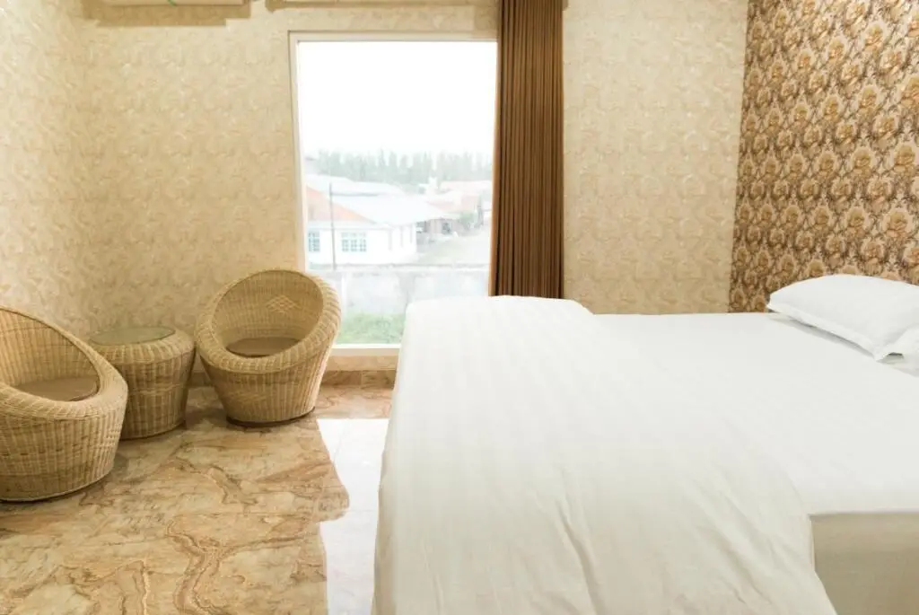 Палу: Hotel RAJA AKAS