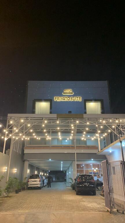 Пурвокерто: Privato Suite Purwokerto
