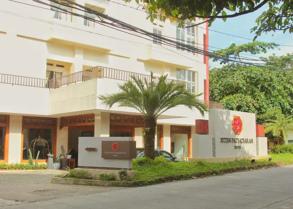 Богор: Rizen Padjadjaran Hotel