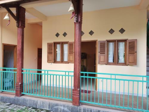 Кута: Botchan Hostel