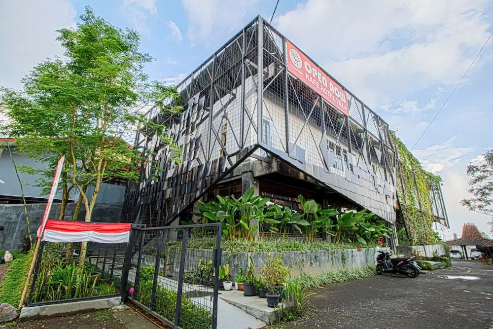 Паромпонг: Hotel Kupu Kupu Lembang