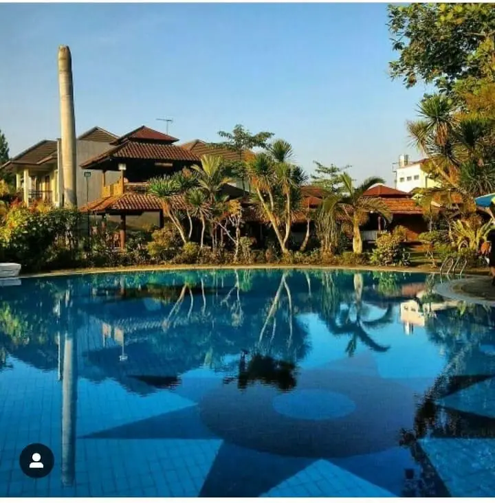 Сукабуми: Taman Sari Hotel Dan Resort