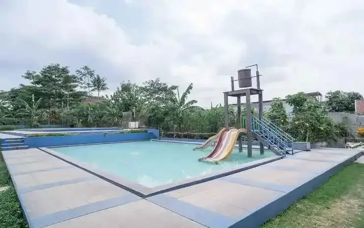 Бандунг: Koolkost syariah near Simpang Dago