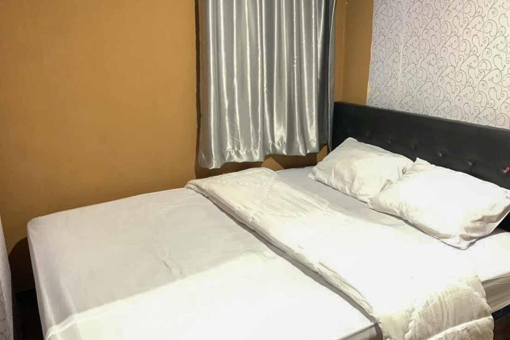 Джакарта: Apartment Cibubur Village Tower D Raja Property RedPartner