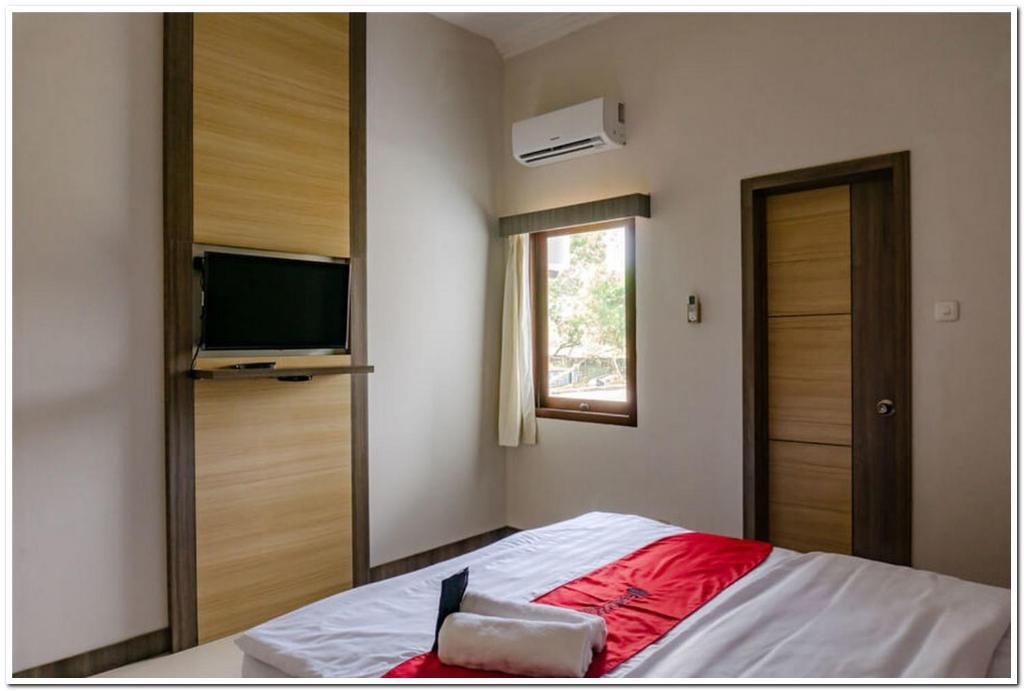 Батуретно: RedDoorz near Jogja City Mall 4