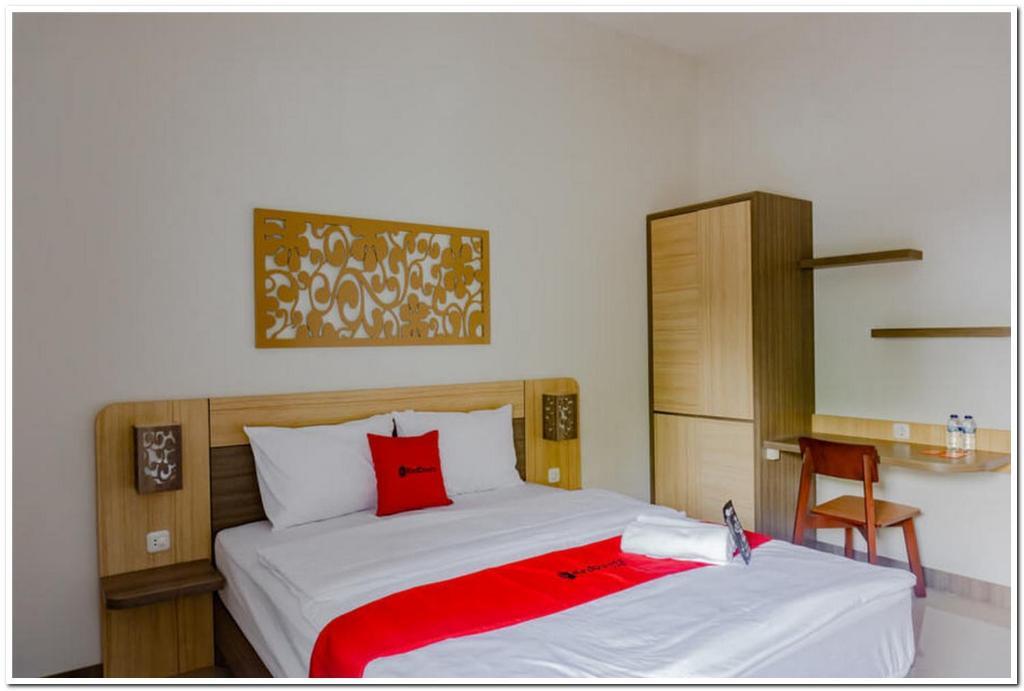 Батуретно: RedDoorz near Jogja City Mall 4