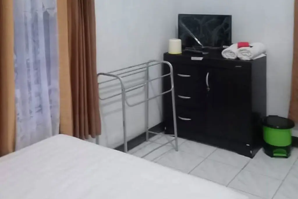 Бату: Alam Asri Pujon RedPartner