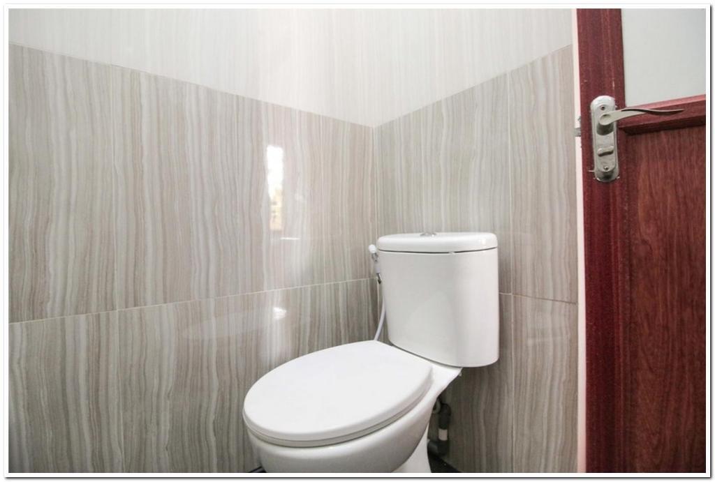Джакарта: RedDoorz Syariah @ Jatinegara