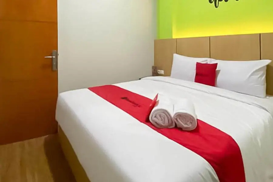 Сурабая: RedDoorz @ Darmo Surabaya