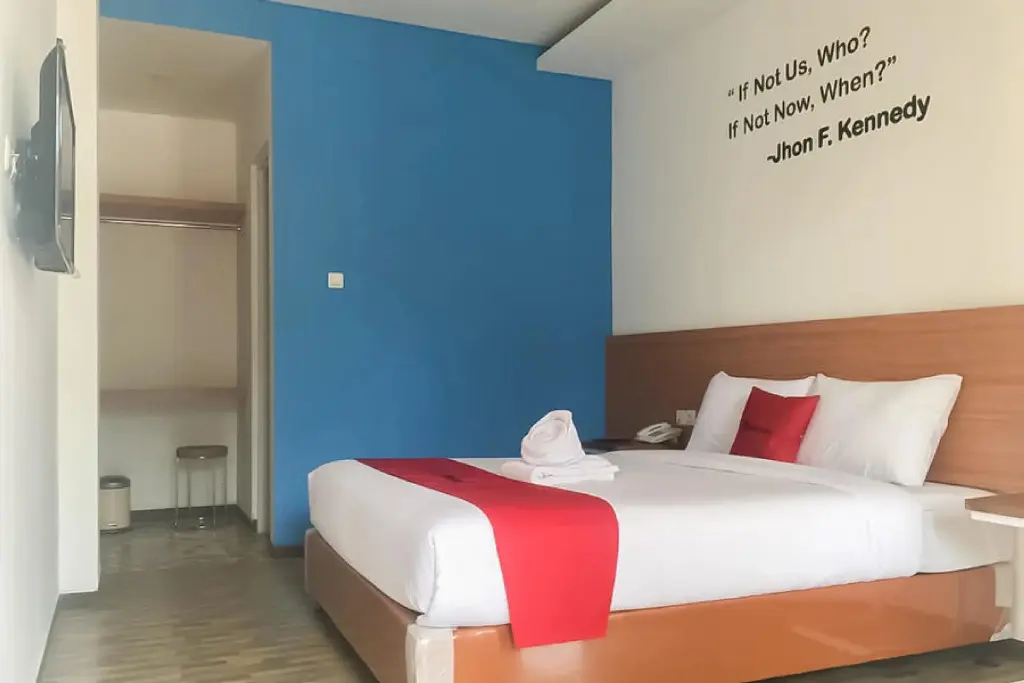 Бату: RedDoorz near Jawa Timur Park 2