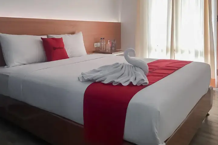 Бату: RedDoorz near Jawa Timur Park 2