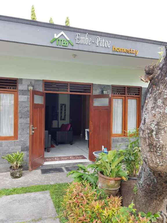 Депок: Embe Pitoe Syariah Gejayan RedPartner