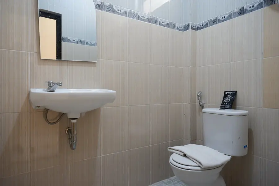 Парангтритис: RedDoorz near Terminal Wates Kulon Progo
