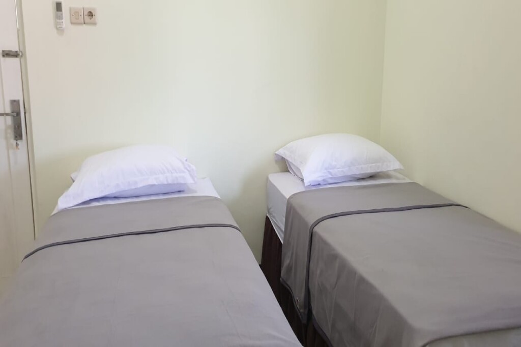 Кудус: Djati Homestay Syariah