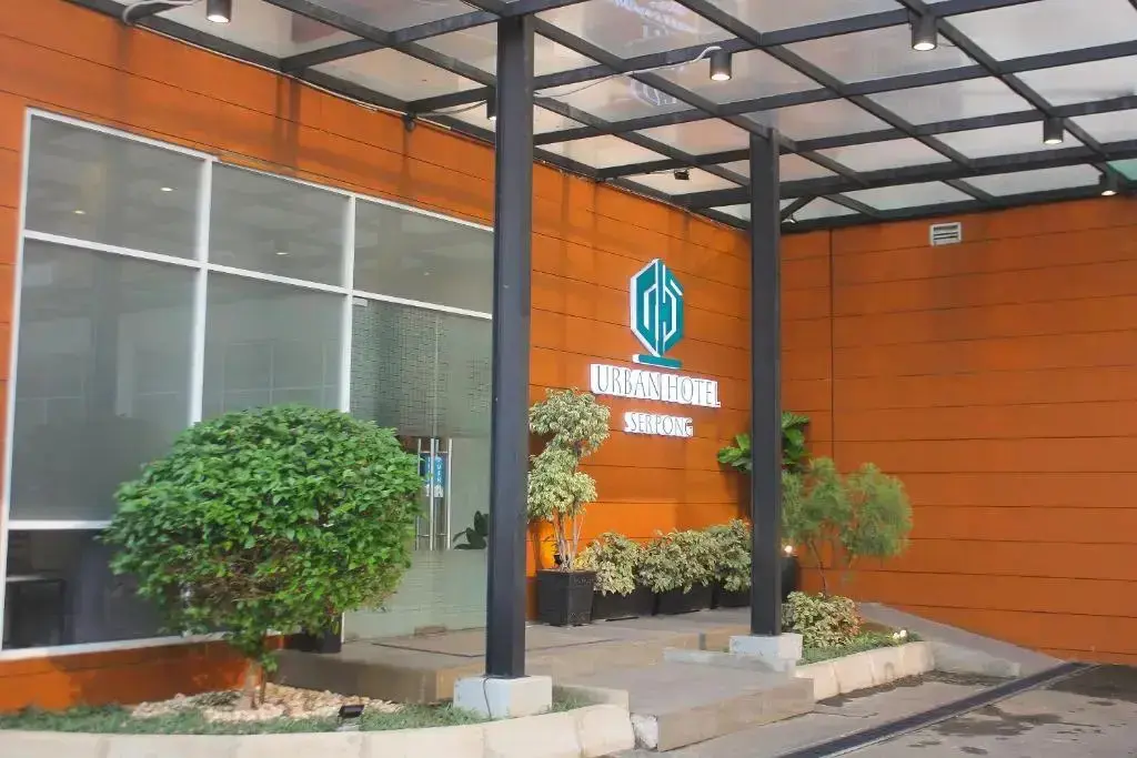 Южный Тангеранг: Urban Express HomTel Serpong