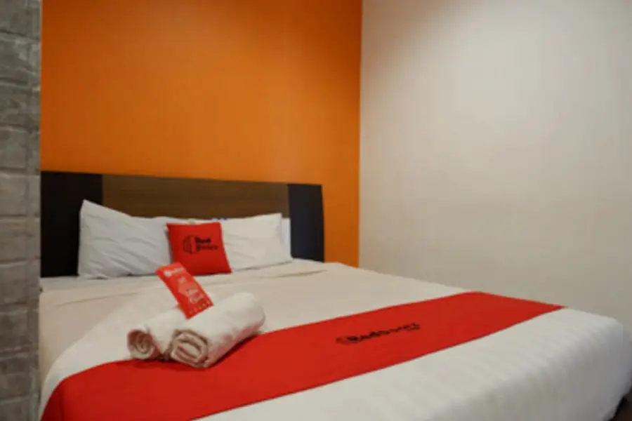 Семаранг: RedDoorz Plus near Ciputra Mall Simpang Lima 2