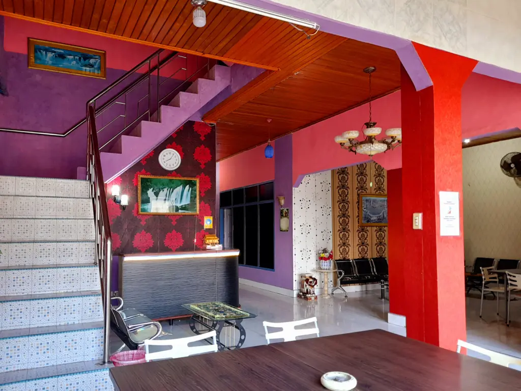 Баубау: Hotel Rosichan Bau Bau RedPartner