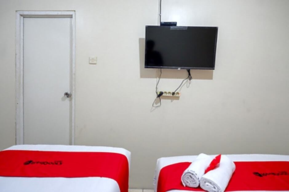 Кудус: RedDoorz near Ahmad Yani Monument Park Kudus