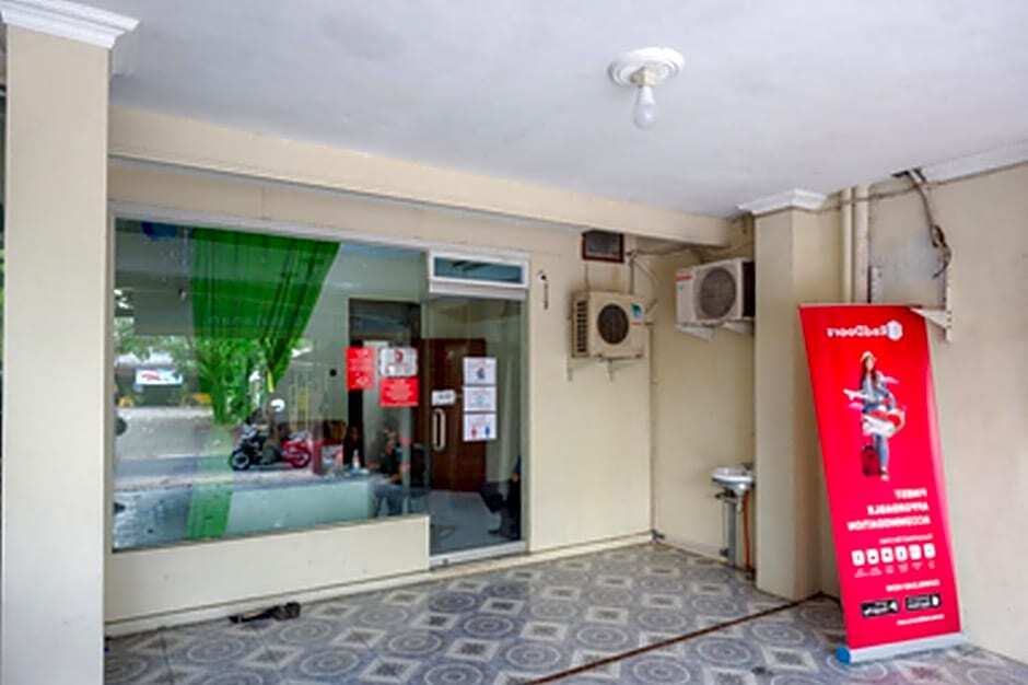Кудус: RedDoorz near Ahmad Yani Monument Park Kudus