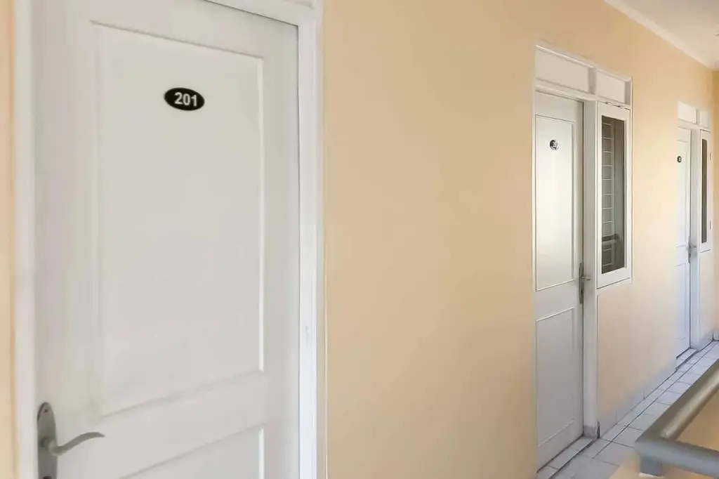 Чикаранг: RedDoorz @ Pavilion Residence Cikarang