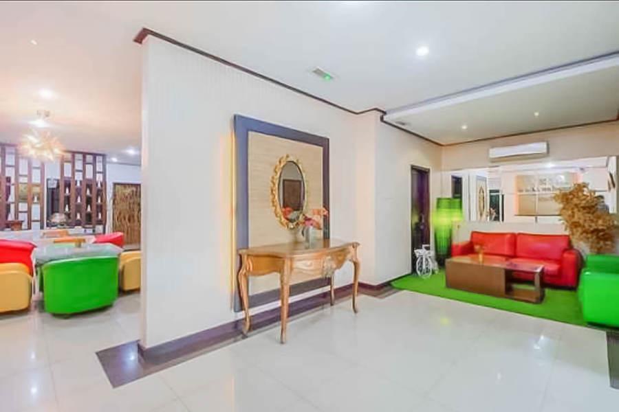 Бандунг: Rizh Garden Family Hotel