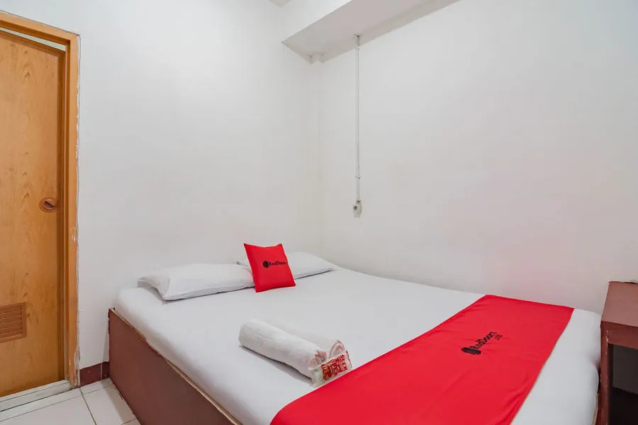 Бандунг: RedDoorz near Riau Junction Mall 2