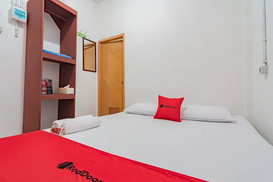 Бандунг: RedDoorz near Riau Junction Mall 2