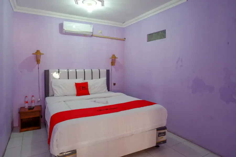 Кебумен: RedDoorz near Goa Jatijajar 2