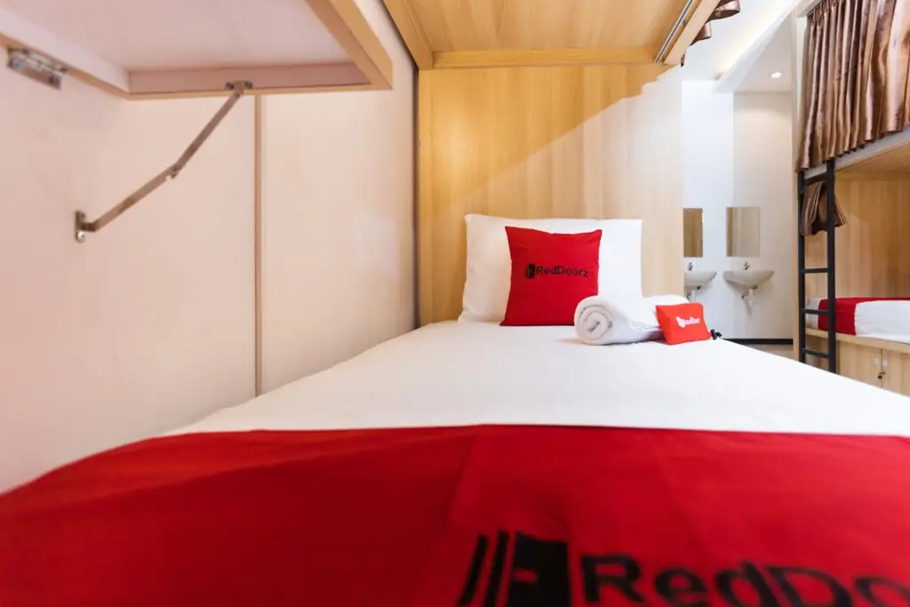 Маланг: RedDoorz Hostel @ Malang City Center 2
