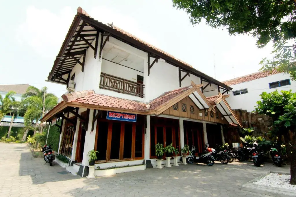 Джокьякарта: Limaran Hotel