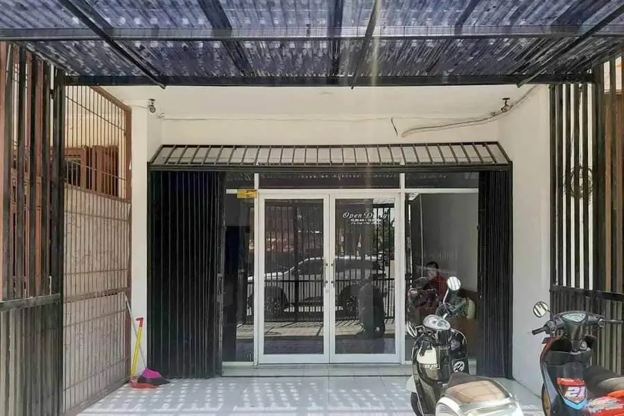 Серанг: RedDoorz near Alun Alun Kota Serang