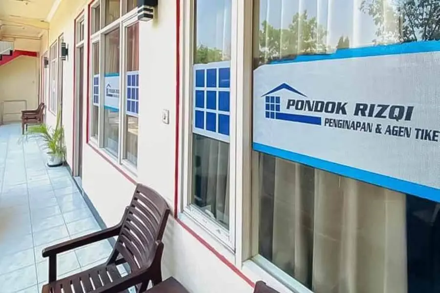 Сурабая: RedDoorz Syariah near T1 Juanda Airport 2