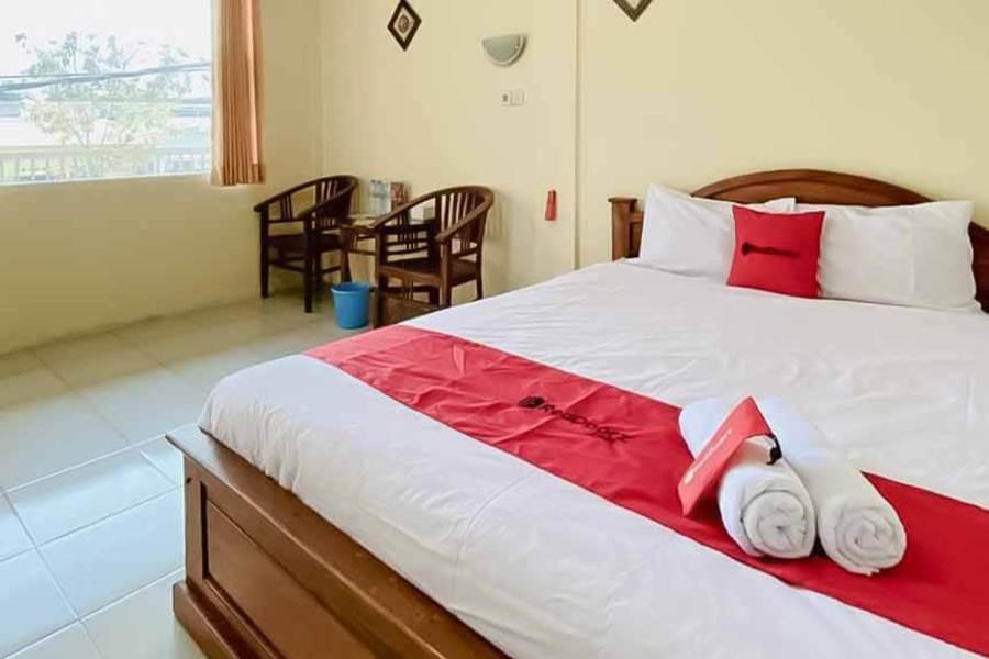 Сурабая: RedDoorz Syariah near T1 Juanda Airport 2