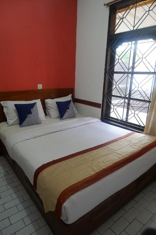 Бандунг: New Bali Indah Hotel Bandung