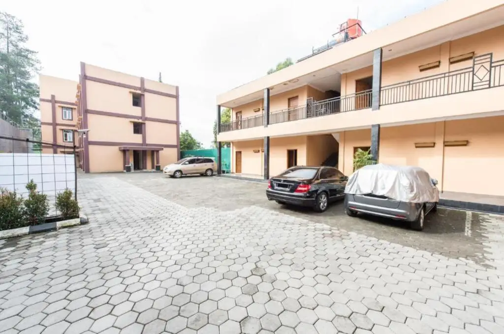Паромпонг: Hotel 68 Lembang