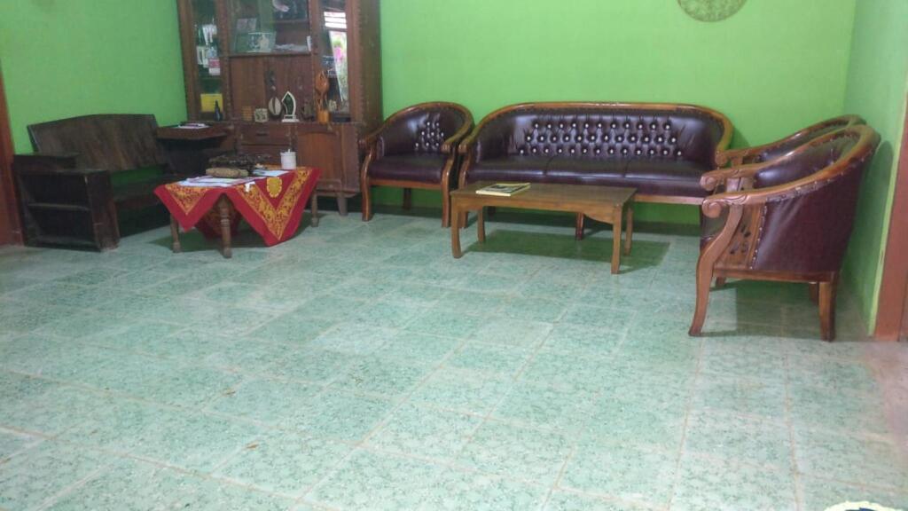 Батуретно: Adji Homestay