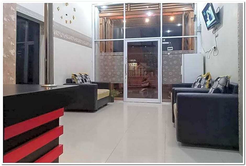 Сунгаи Пенух: Hotel Dheadita Sungai Penuh RedPartner