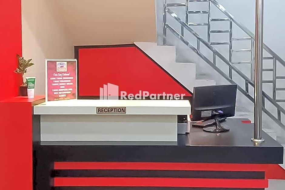 Сунгаи Пенух: Hotel Dheadita Sungai Penuh RedPartner