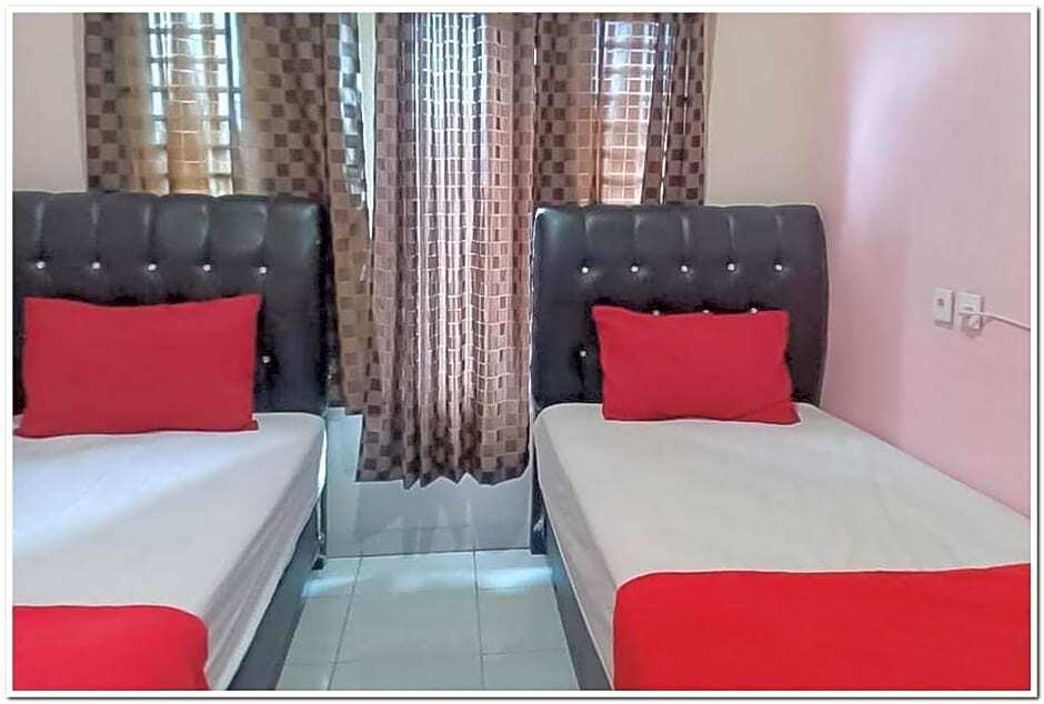 Сунгаи Пенух: Hotel Dheadita Sungai Penuh RedPartner
