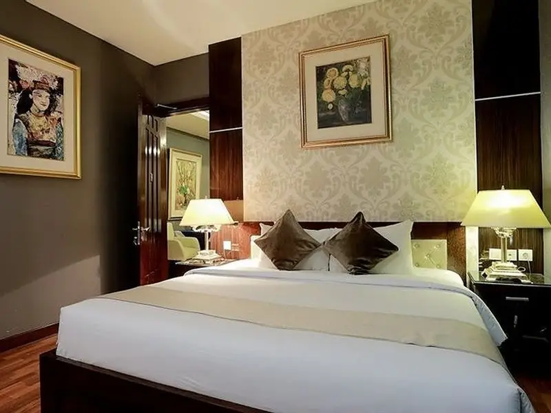 Палу: Sutan Raja Hotel & Convention Palu